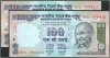 India - 100 Rupee banknote : 2 notes in sequence - 